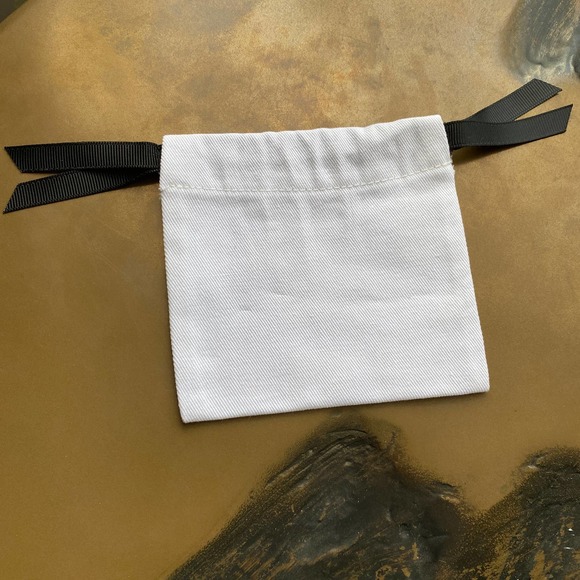 MARC JACOBS Necklace Cuff Wrap Bracelet Sleeper Bag NEW Jewelry accessory pouch - Picture 2 of 6